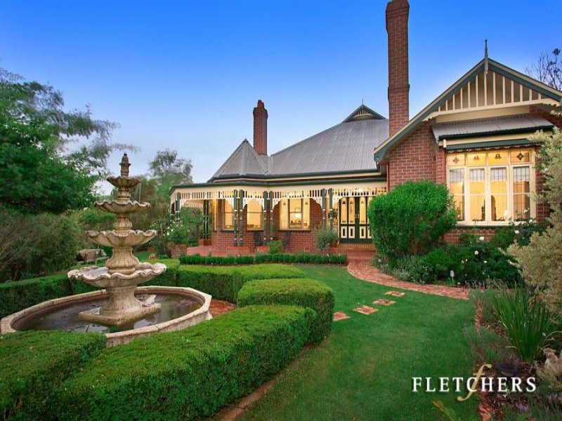 345 Flat Rock Road, Hurstbridge, Vic 3099 Property Details