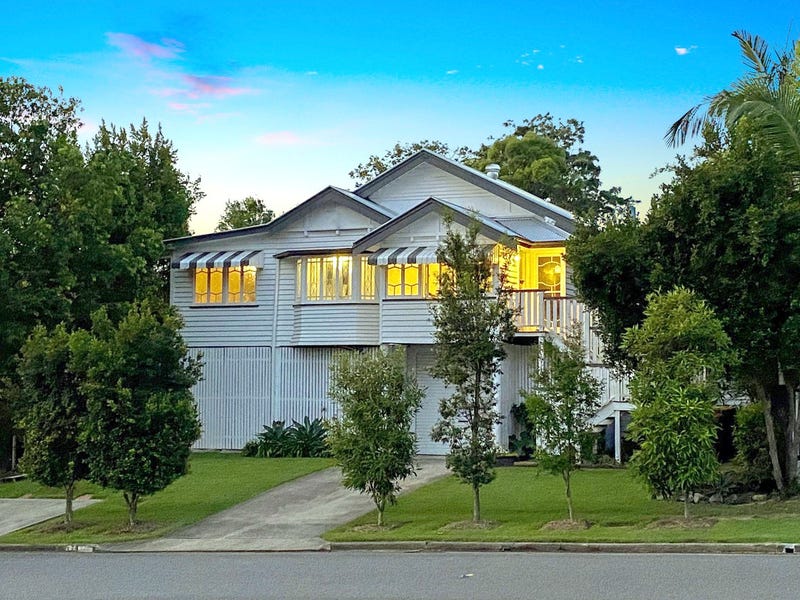 209 Venner Road, Fairfield, Qld 4103 Property Details