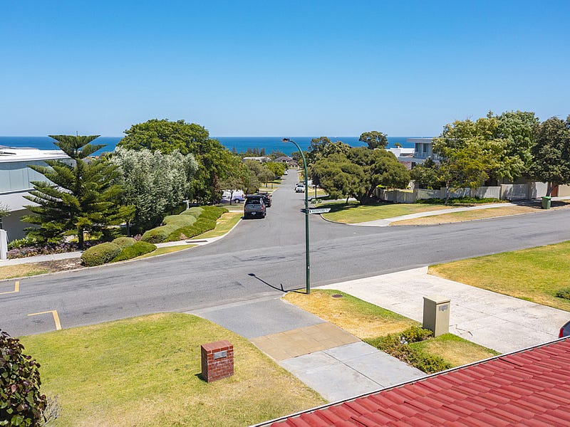 14 Marapana Road, City Beach, WA 6015
