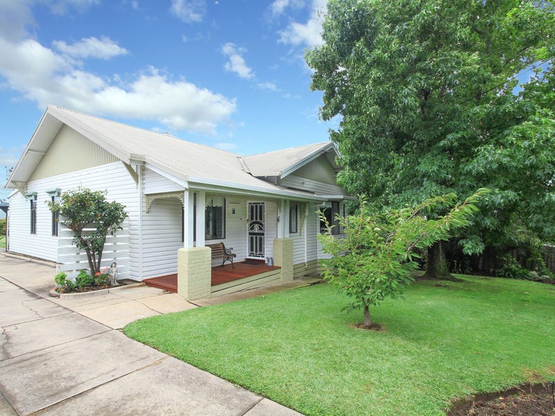 4 Mills Street, Maffra, Vic 3860 Property Details