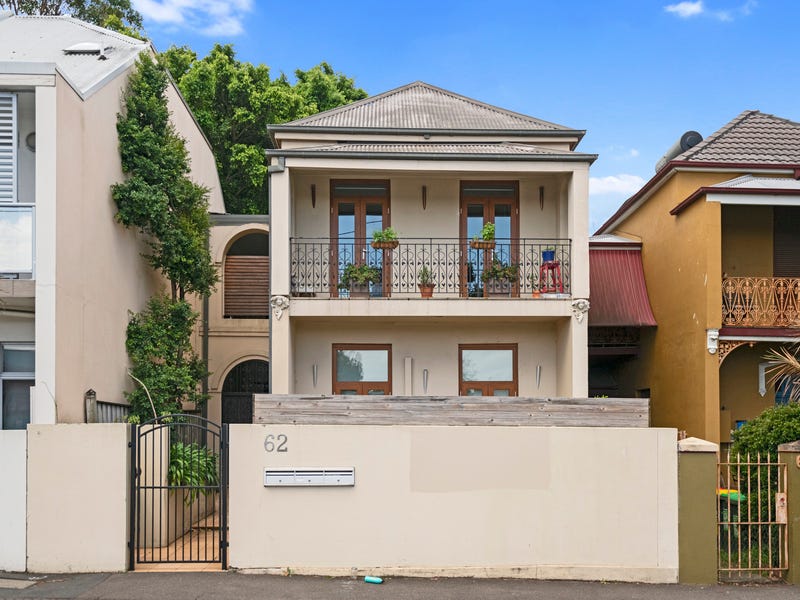 2 62 Erskineville Road Erskineville Nsw 2043 Property Details