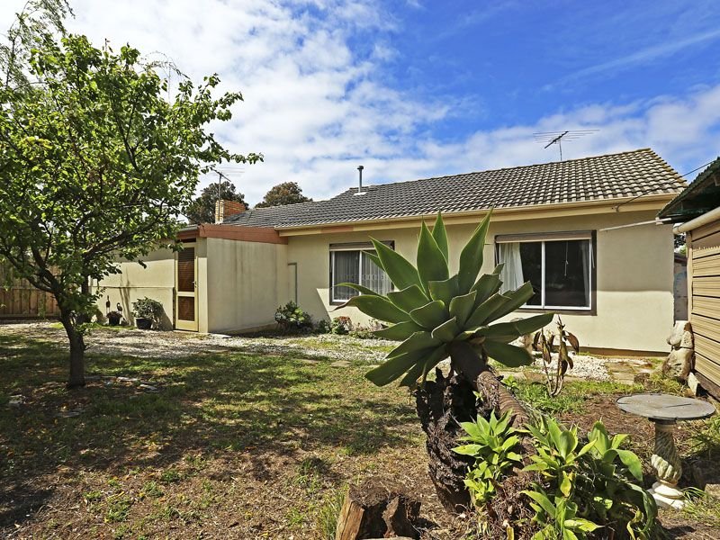 1/42 Torquay Road, Belmont, Vic 3216 Property Details