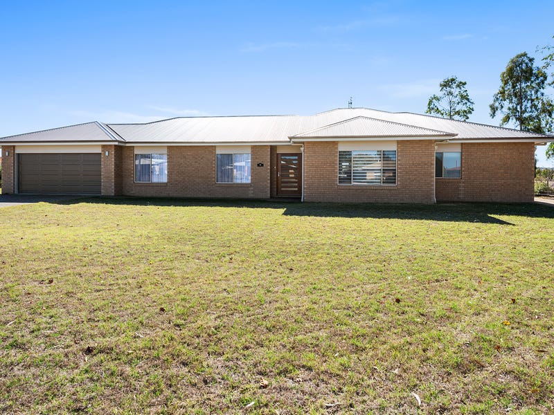 127 Hill Street, Pittsworth, QLD 4356