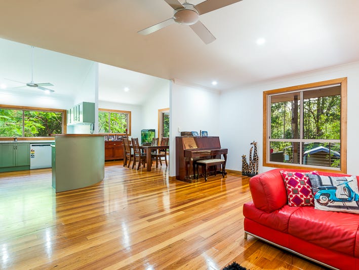 9 Merimist Way, Kiels Mountain, QLD 4559