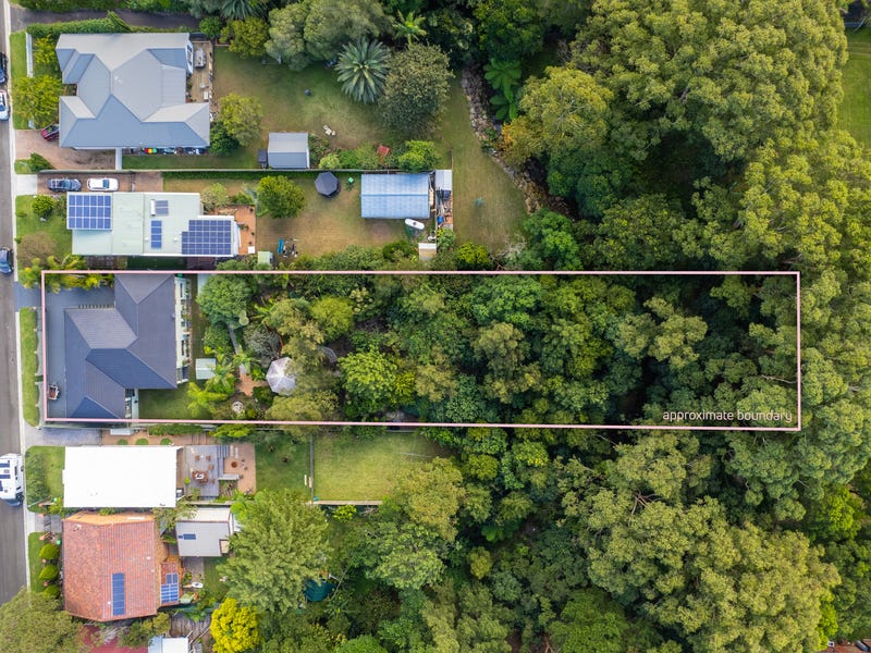 16 Kialoa Road, Woonona, NSW 2517 Property Details