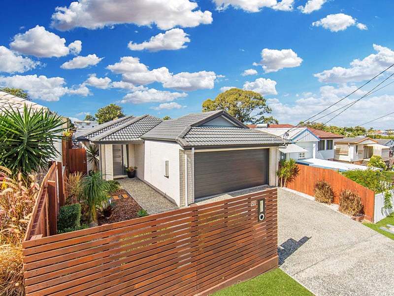 260 Scarborough Road, Scarborough, Qld 4020