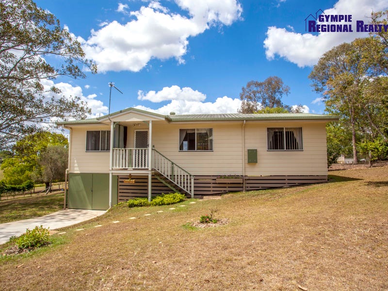 4 Opal St, Southside, Qld 4570 Property Details