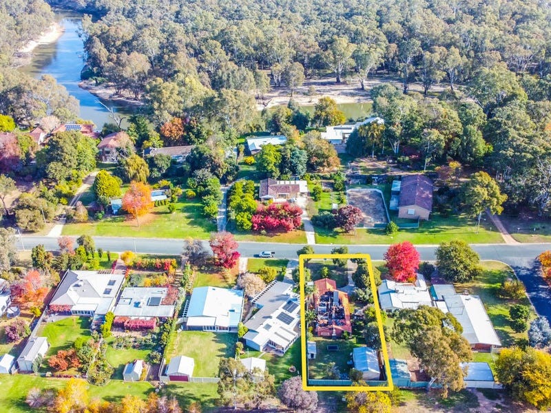 215 River Street, Deniliquin, NSW 2710 Property Details