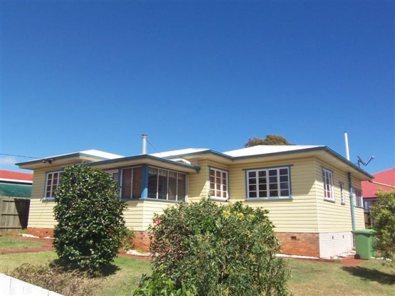 27 Ellis Street, Wilsonton, QLD 4350