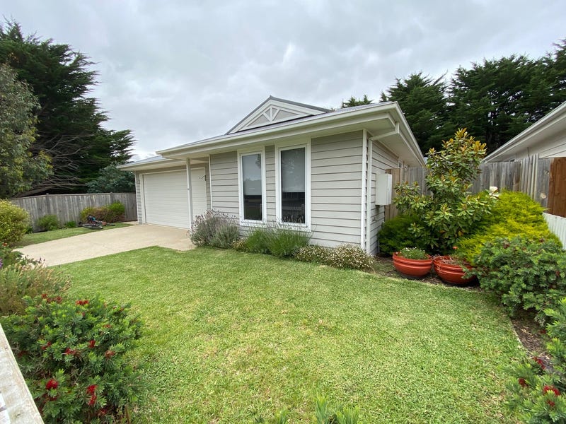 25 Gap Road, Riddells Creek, VIC 3431