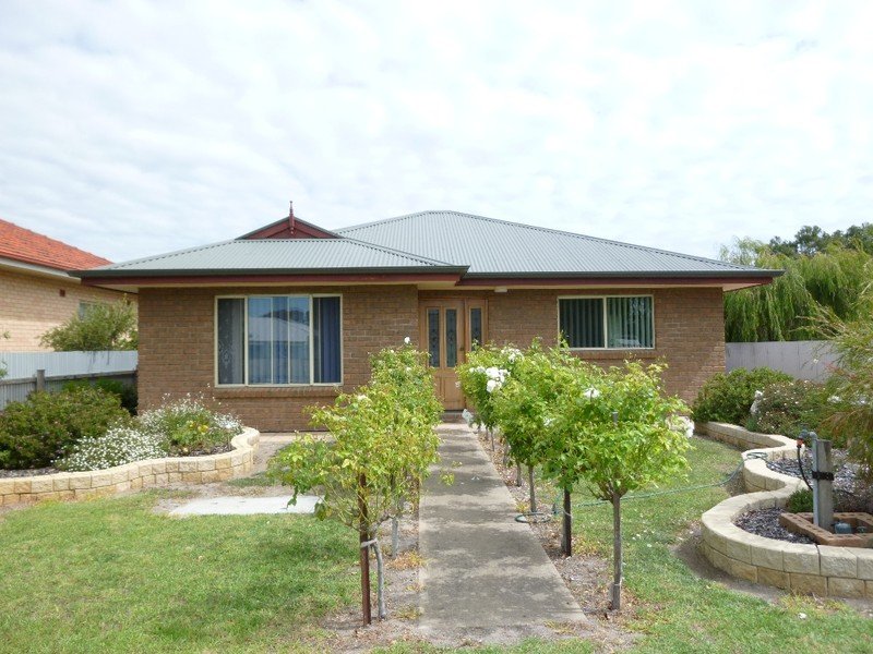 5 Strickland Street, Kingston Se, SA 5275