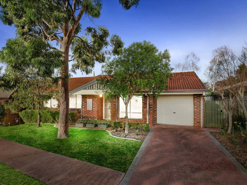 11 Heathcote Drive, Forest Hill, VIC 3131