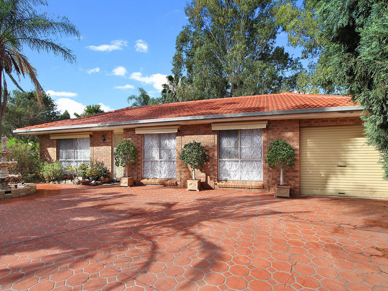 8 Astley Place, Edensor Park, NSW 2176 - realestate.com.au
