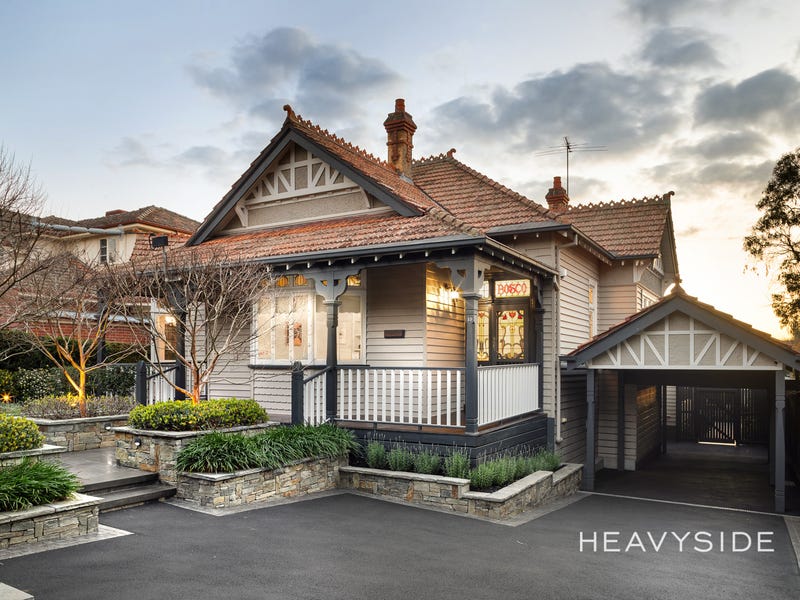 19 Logan Street, Canterbury, VIC 3126
