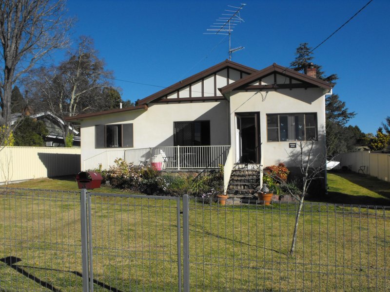 3 Casey Street, Stanthorpe, QLD 4380