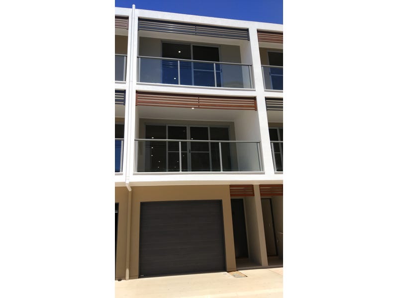 29 3028 The Boulevard Carrara QLD 4211 Realestate au 29-3028-the-boulevard-carrara-qld-4211-realestate-au