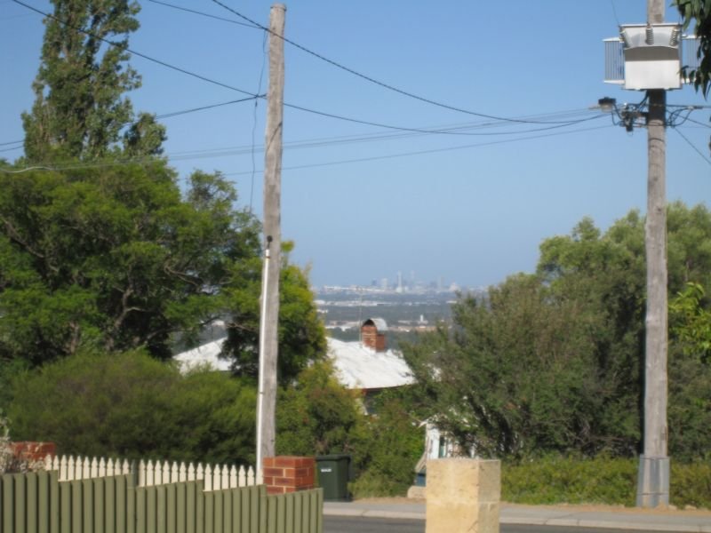 42 Swan View Road, Greenmount, WA 6056 Property Details