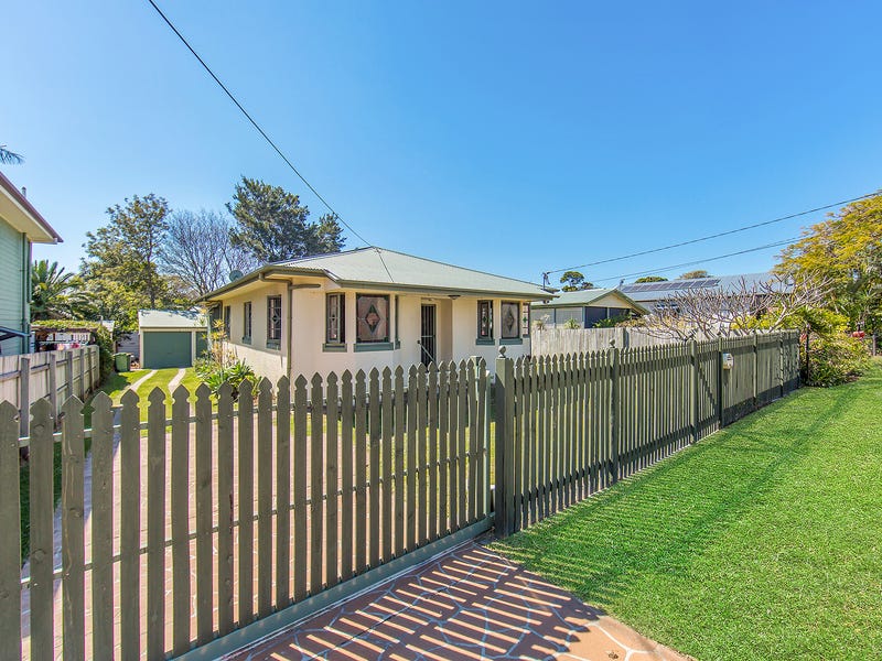 24 Steven St, Redcliffe, Qld 4020 Property Details