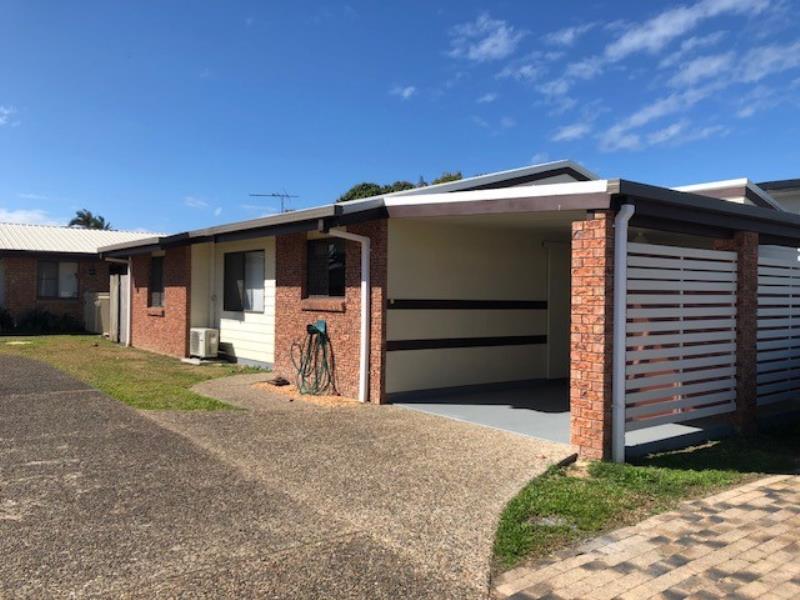 2/10 Trogolby Street, South Mackay, QLD 4740