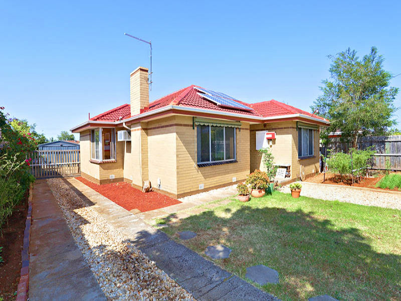 17 Plover St, Melton, Vic 3337 Property Details