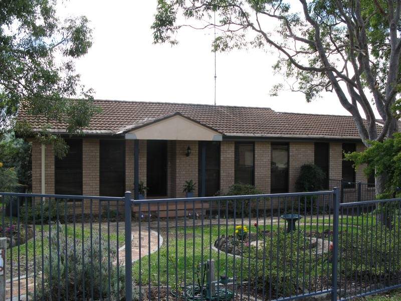 1 Dymock Close, Jewells, NSW 2280 Property Details