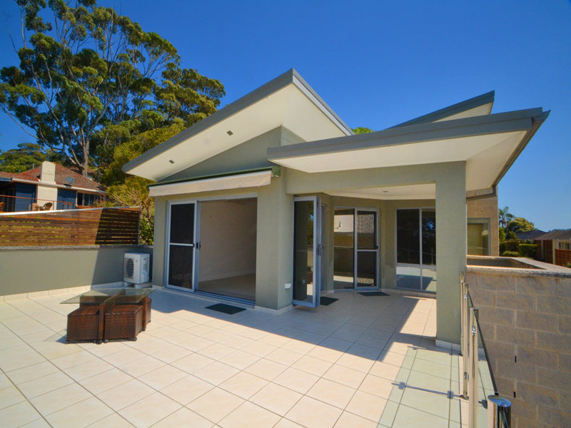 2/11 Hillcrest Street, Terrigal, NSW 2260