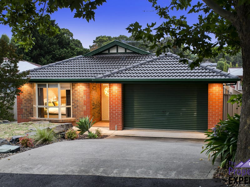 3 Estate Drive, Flagstaff Hill, SA 5159