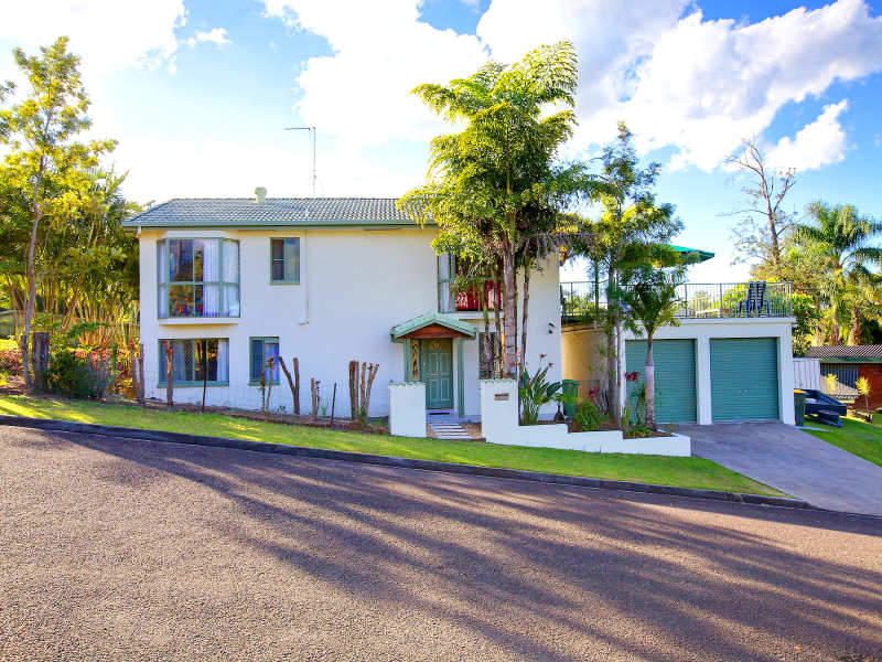 13 Hilltop Crescent, Maroochydore, Qld 4558 Property Details