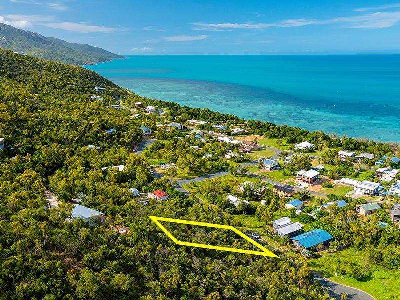 30 Rattray Avenue, Hideaway Bay, QLD 4800