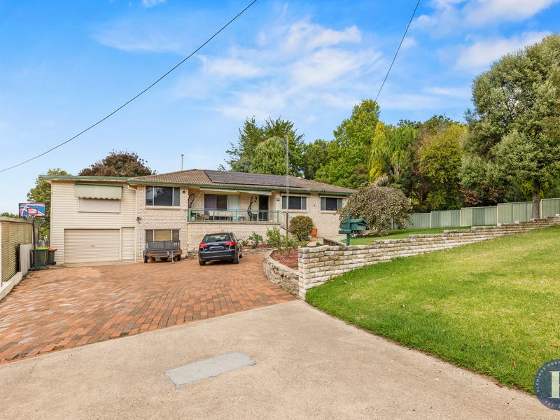 28 John Street, Cootamundra, NSW 2590 House for Sale