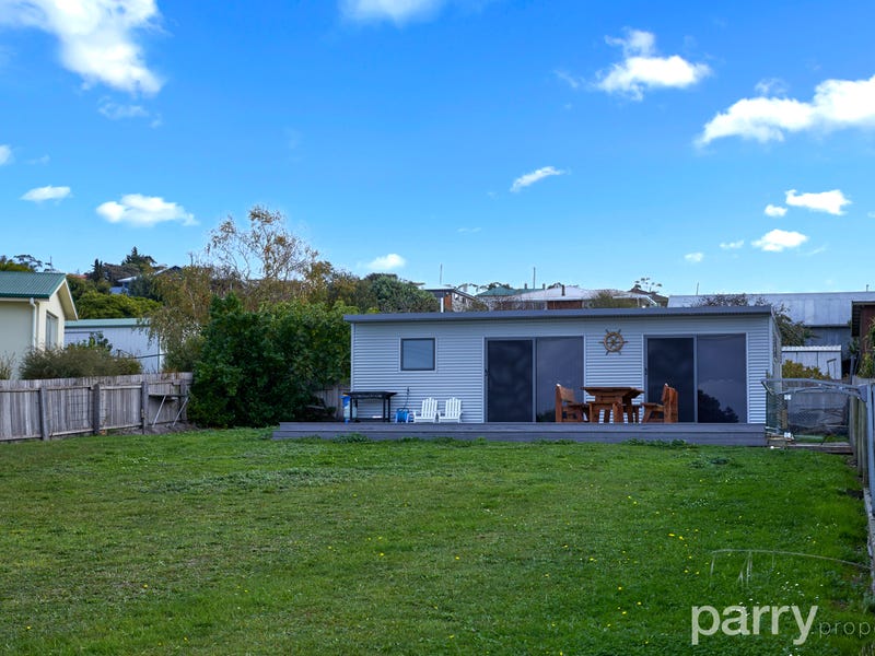 4 Albert Street, Bridport, Tas 7262 Property Details