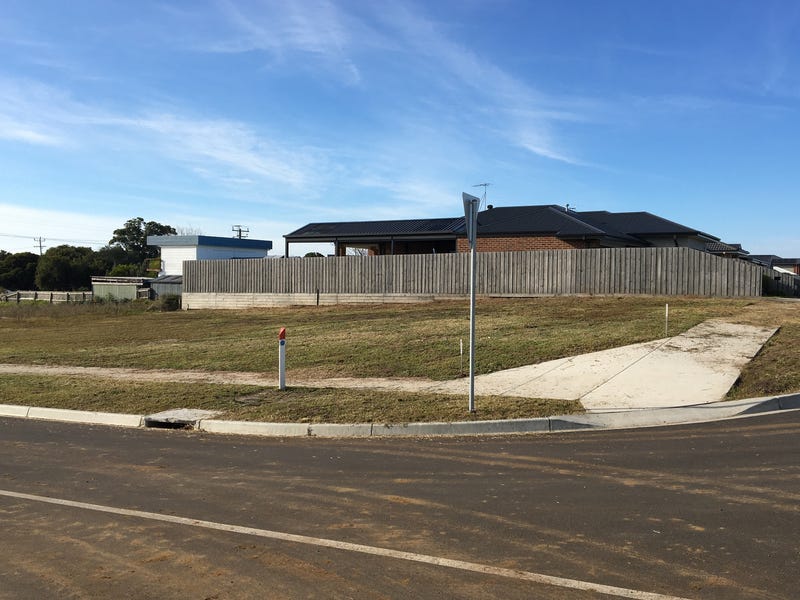 84 Blanche Street, St Leonards, VIC 3223