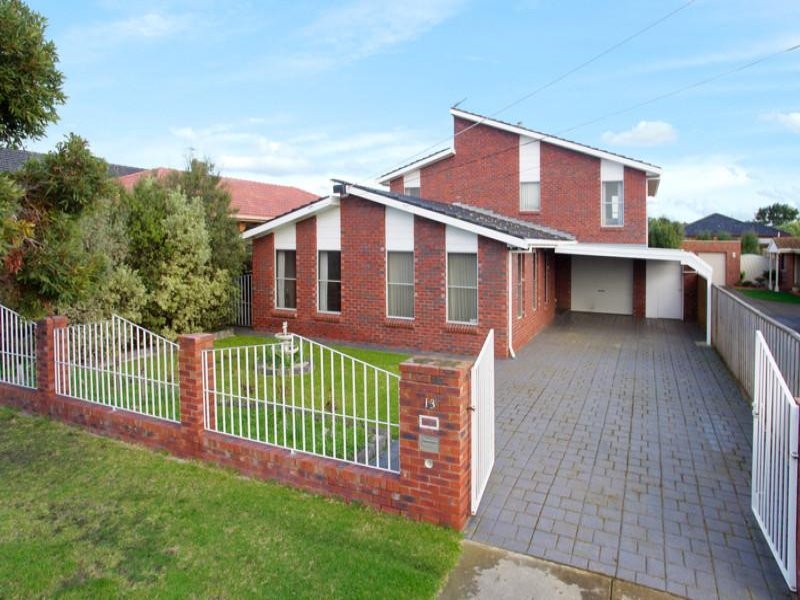 13 Wattlepark Avenue, Bell Park, VIC 3215