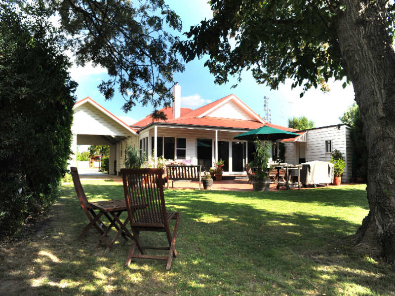 32 Pearson Street, Bairnsdale, Vic 3875 Property Details