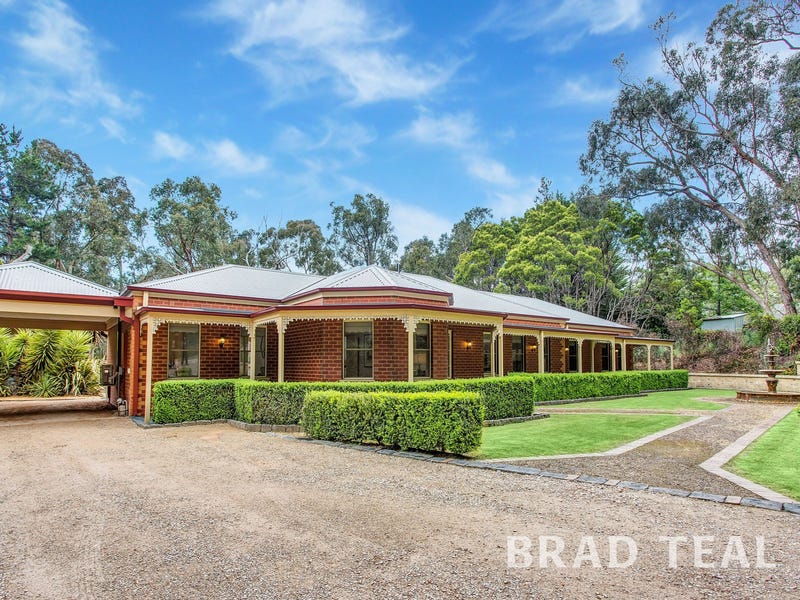 17 Corks Road, Macedon, Vic 3440 Property Details