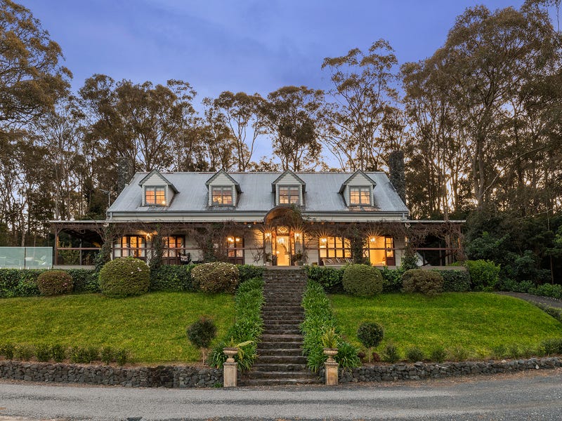 36 Bellbird Cres, Bowen Mountain, NSW 2753