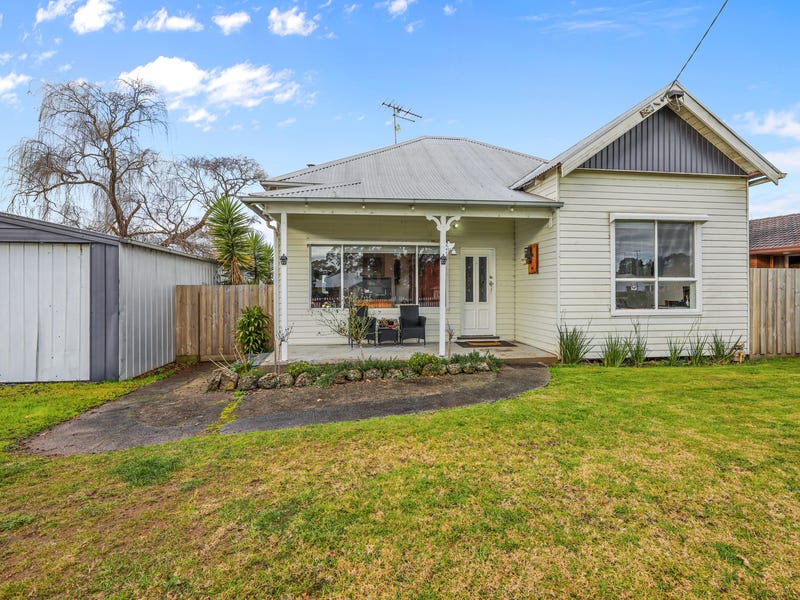 24 Loch Street, Yarragon, Vic 3823 Property Details