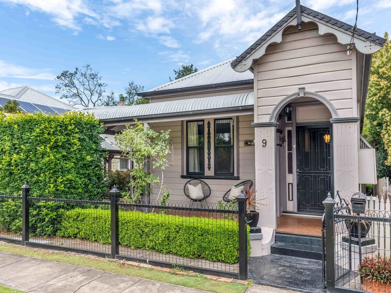 9 Lorn Street, Lorn, NSW 2320 Property Details