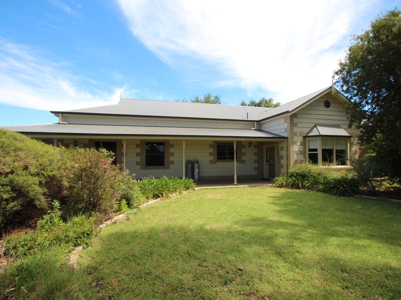 17 Twenty First Street, Renmark, SA 5341 Property Details