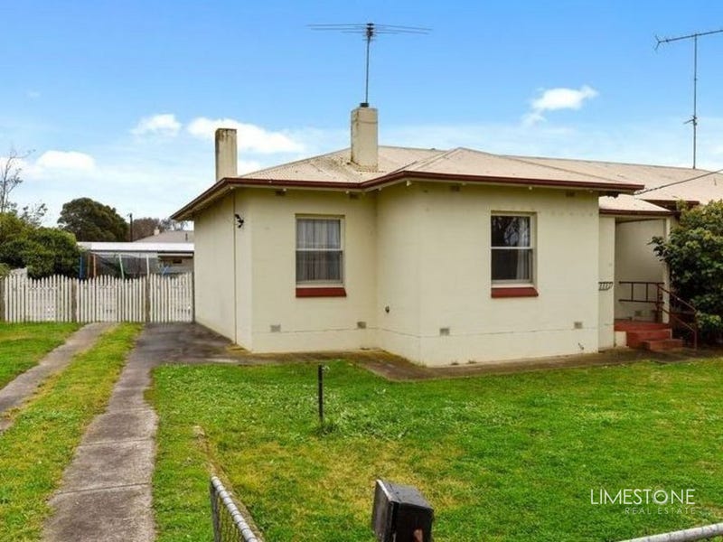 10 Street, Mount Gambier, SA 5290 10 Street, Mount Gambier, SA 5290