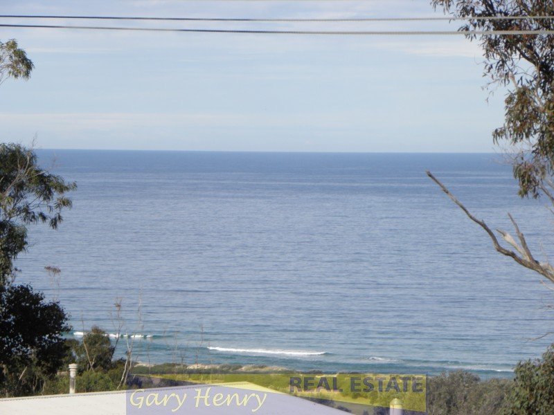 55 Ocean View Parade, Lakes Entrance, VIC 3909