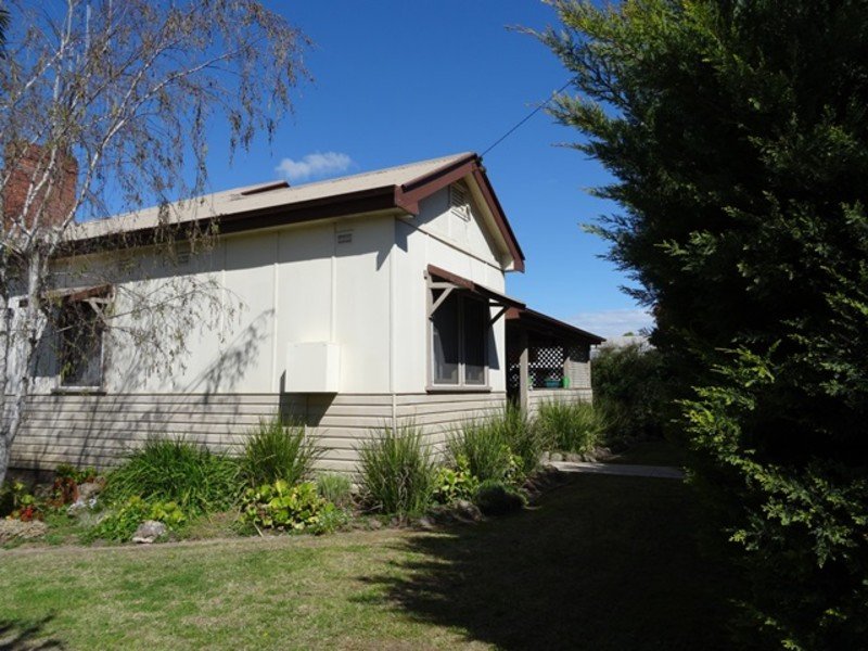 24 Hill Street, Molong, NSW 2866