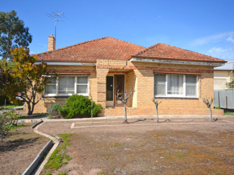 93 Natimuk Road, Horsham, Vic 3400 Property Details