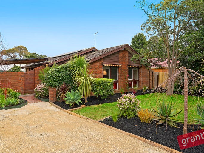8 Primrose Hill Close, Endeavour Hills, VIC 3802