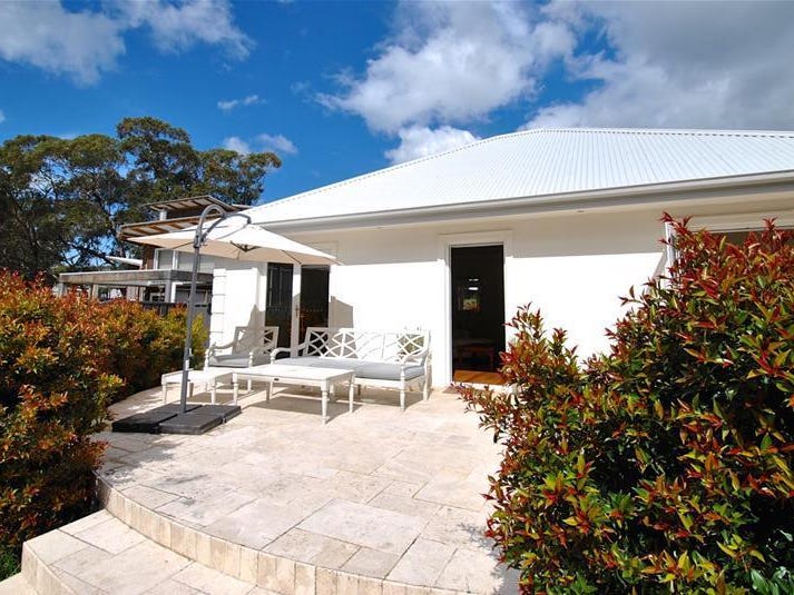 33 Caffery Circuit, Callala Beach, NSW 2540