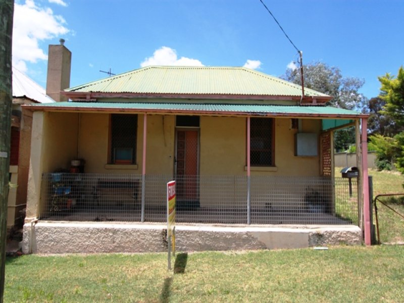 54 Stewart Street, Bathurst, NSW 2795 Property Details