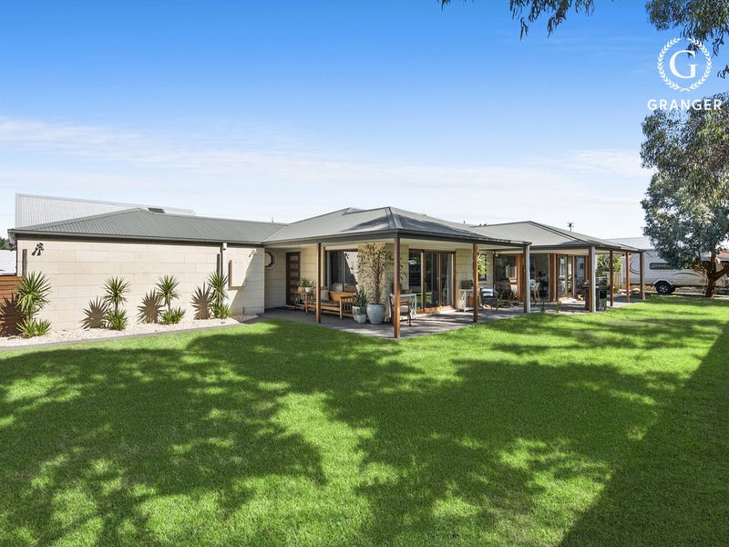 14 Lake View Lane, Safety Beach, VIC 3936