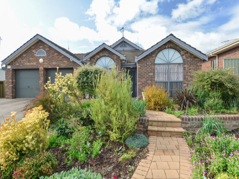 5 Varney Court, Craigmore, SA 5114 Property Details