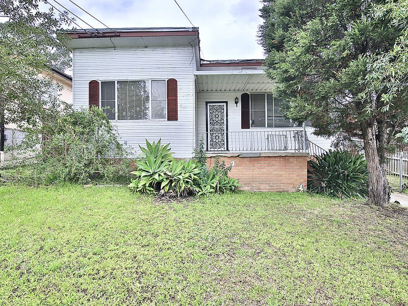 169 Rex Road, Hall, NSW 2198