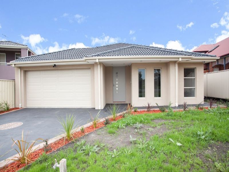 63 Axminster Drive, Craigieburn, Vic 3064 Property Details
